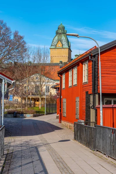 Trähus i Gamla stan del av Västerås, Sverige — Stockfoto