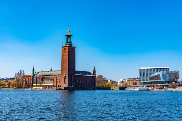 瑞典斯德哥尔摩市政厅的景观 — 图库照片