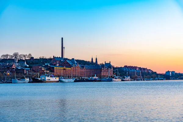 Sunset vista del centro de congresos Munchenbryggeriet en sueco — Foto de Stock