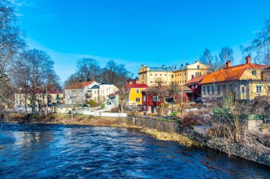 Gavle, İsveç 'te Gavlean nehri kıyısındaki konut binaları
