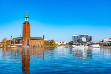 Liman konferans merkezi ve Stockholm 'deki belediye binası, Swe