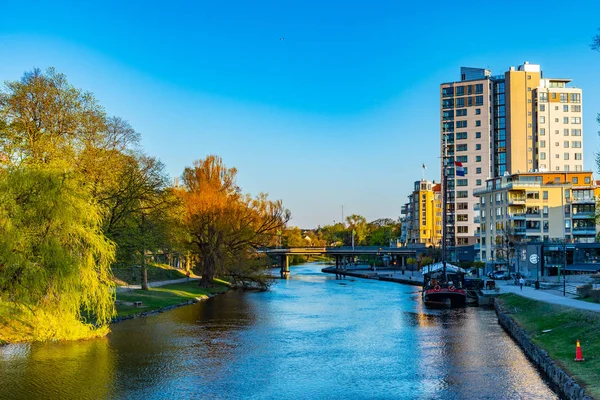 Riverside of Stangan river in Linkoping, Zweden — Stockfoto