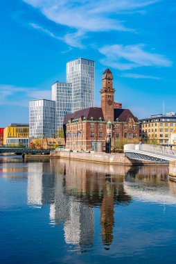Dünya deniz üniversitesi Swe 'nin hakim olduğu Malmö silueti