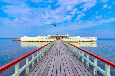 Ribersborgs Kallbadhus yüzme ve kaplıca kompleksi