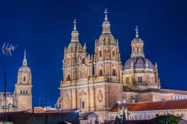 İspanya 'nın Salamanca Katedrali' nin gün batımı manzarası