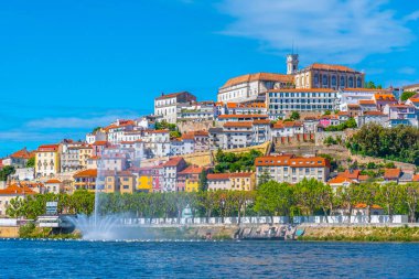 Portekiz 'in eski Coimbra kentinin manzarası