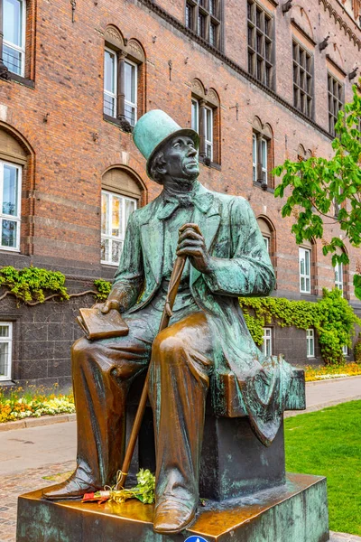 Estatua de Hans Christian Andersen en Copenhague, Dinamarca — Foto de Stock