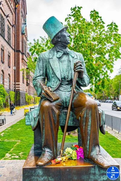 Estatua de Hans Christian Andersen en Copenhague, Dinamarca — Foto de Stock