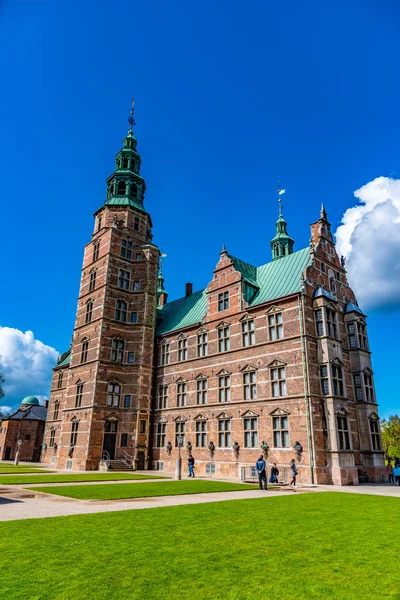 Rosenborg Slot castello nella capitale danese Copenaghen . — Foto Stock