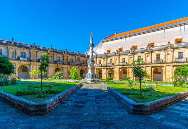 Cloister of monastery of Santa Clara a Nova at Coimbra, Πορτογαλία — Φωτογραφία Αρχείου