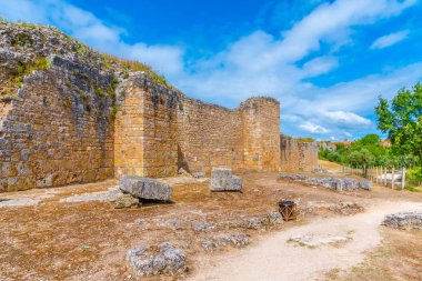 Portekiz 'de Coimbra yakınlarında Conimbriga Roma harabeleri