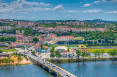 Santa Clara-a-Nova Manastırı 'nın Coimbra, Portu' daki hava manzarası.