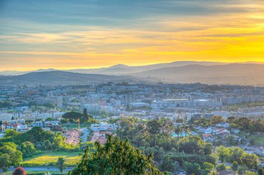 Bom Jesus do Monte Kilisesi, Portekiz 'den Braga' nın hava görüntüsü