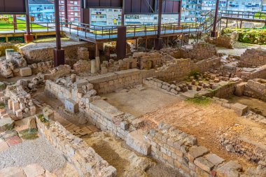 Portekiz, Braga 'daki Maximinus' un Roma Thermae 'si harabeleri.