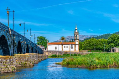Portekiz 'deki Ponte de Lima' da Roma köprüsü