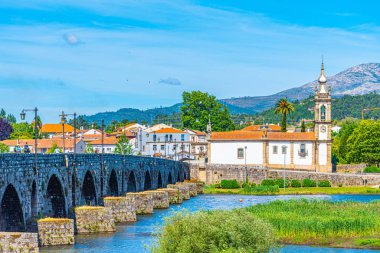 Portekiz 'deki Ponte de Lima' da Roma köprüsü