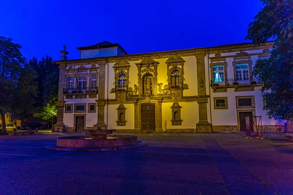 Sunset view of the palace of Justice in Guimaraes in Portugal — Stock Photo, Image