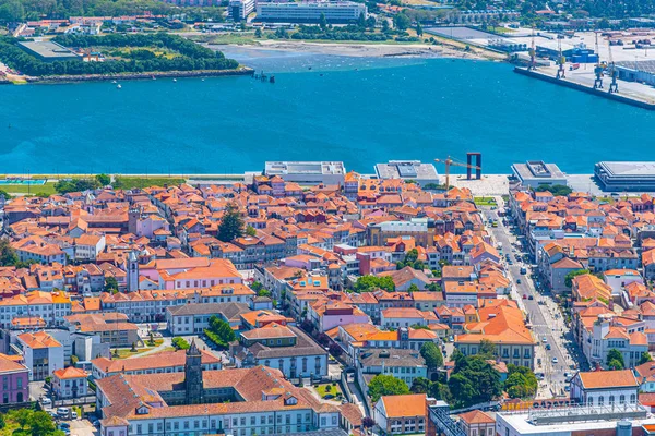 Вид с воздуха на Виана-ду-Каштелу в Португалии — стоковое фото