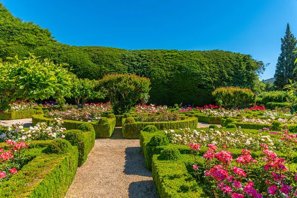 Gärten und casa de mateus estate in portugal — Stockfoto