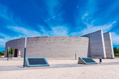 Portekiz, Fatima 'daki Kutsal Üçleme Bazilikası