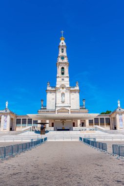 Portekiz 'deki ünlü Fatima mabedi