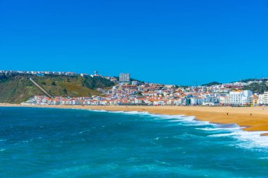 Portekiz şehri Nazare deniz manzarası