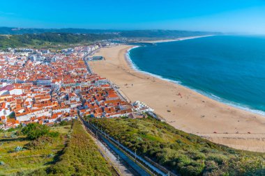 Portekiz 'in deniz kenti Nazare' nin hava manzarası
