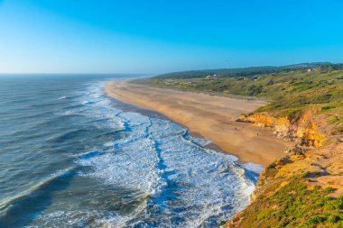 Portekiz, Nazare 'deki Kuzey Sahili' nin havadan görünüşü