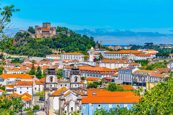 旧市街を見下ろすライリア城,ポルトガル — ストック写真