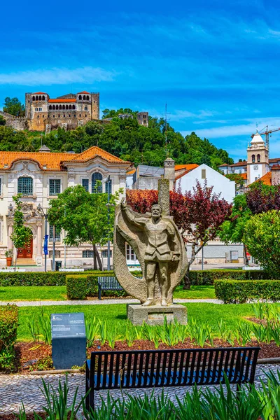 Leiria castle overlooking the old town, Portugal — Stock Photo, Image