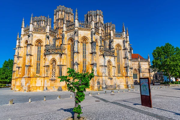 Batalha kolostor megtekintése Portugáliában — Stock Fotó