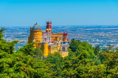 Sintra, Portekiz yakınlarındaki Pena Ulusal Sarayı