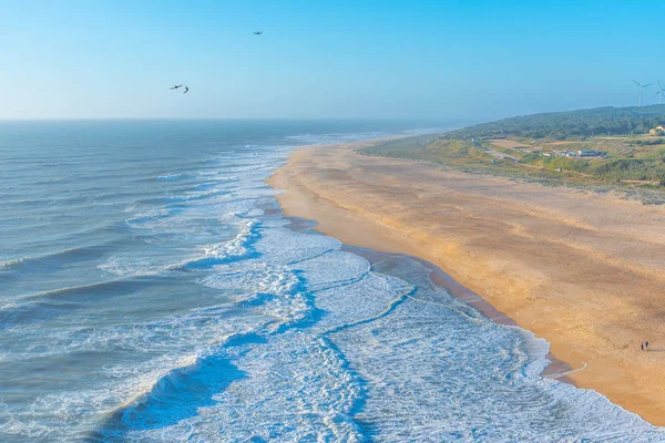 Vue aérienne de la plage Nord à Nazare, Portugal — Photo