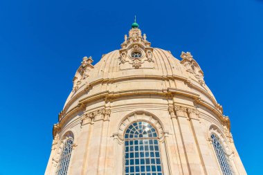 Lizbon, Portekiz 'deki Basilica da Estrela' lı Cupola