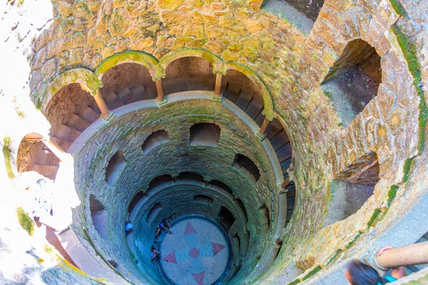 View of the initiation well inside of Quinta da Regaleira palace — Stock Photo, Image