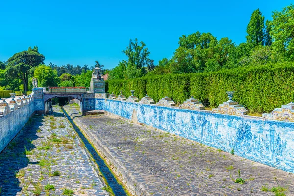 Channel decorated by azulejo tiles at the national palace of Que — Stock Photo, Image