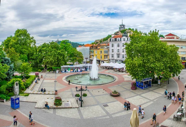 Płowdiw, Bułgaria, 23 czerwca 2018: Widok na plac Stefana Stambolova w Płowdiwie, Bułgaria — Zdjęcie stockowe