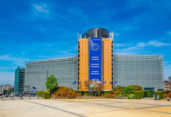 벨기에 브뤼셀, 2018 년 8 월 4 일 : berlaymont building of the EU — 스톡 사진