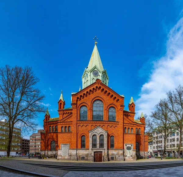 MALMO, SUECIA, 25 DE ABRIL DE 2019: Vista de la iglesia de Caroli en Malmo, Suecia — Foto de Stock