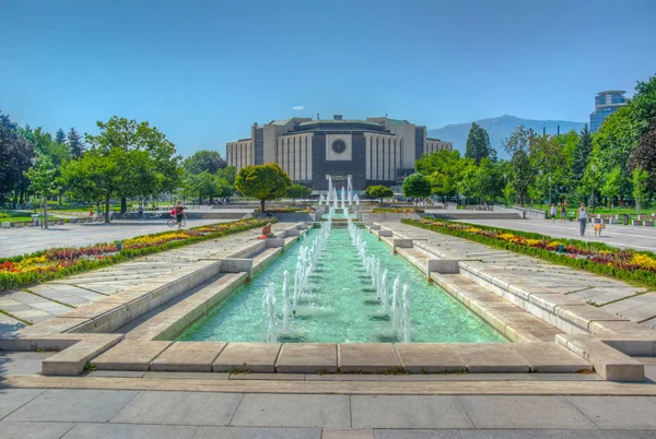 SOFIA, BULGARIA, SEPTEMBER 2, 2018: View of the national palace — Stock Photo, Image