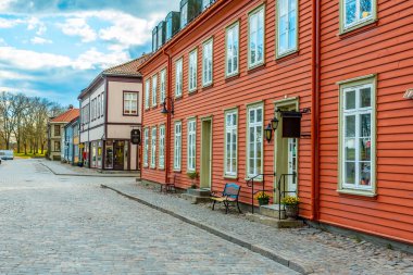 Fredrikstad, Norveç, 16 Nisan 2019: Tipik ahşap evler