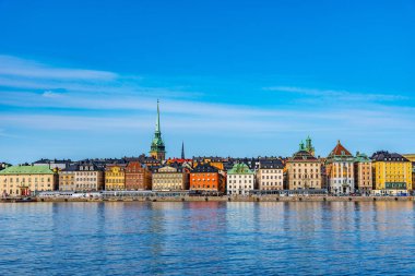 Stockholm, İsveç, 20 Nisan 2019: Gamla 'nın renkli binaları 