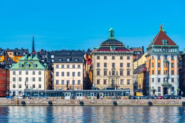 Stockholm, İsveç, 20 Nisan 2019: Gamla 'nın renkli binaları 