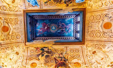 Stockholm, İsveç, 21 Nisan 2019: Drottningholm 'un tavanı 