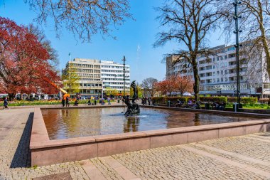 Malmö, İsveç, 25 Nisan 2019: Ma 'daki Gustav Adolf Meydanı