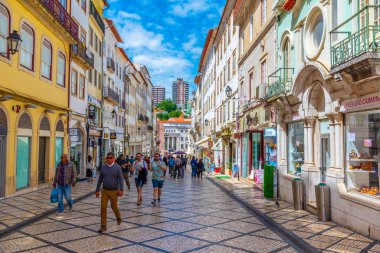 Coimbra, Portekiz, 20 Mayıs 2019 İnsanlar Bo 'da geziniyor.