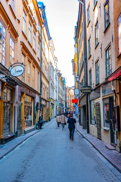 STOCCOLMA, SVEZIA, 23 APRILE 2019: Strada stretta nella Gamla St — Foto Stock