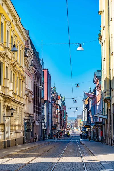 NORRKOPING, SWEDEN, APRIL 23, 2019: View of Drottninggatan stree — Stockfoto