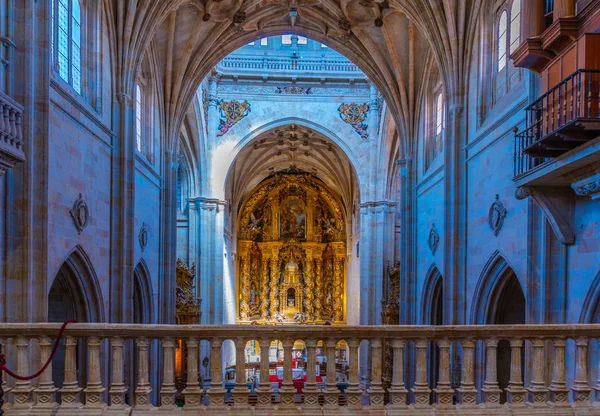 Salamanca, spanien, 19. mai 2019: innenraum des klosters von san esteb — Stockfoto