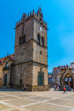 Guimaraes, Portekiz, 22 Mayıs 2019: İnsanlar önde geziniyor